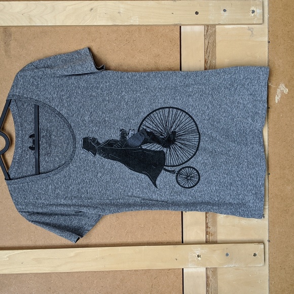 3 for $30 - Darth Vader graphic tee - Picture 1 of 3